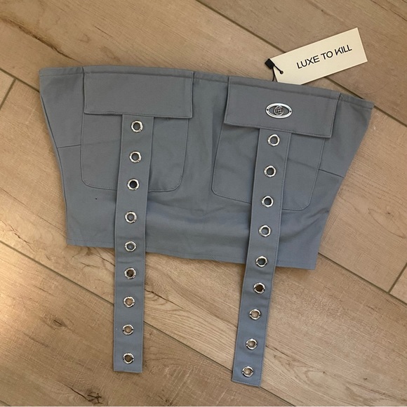 LUXE TO KILL Charcoal Strap Detail Crop Top - Picture 7 of 10